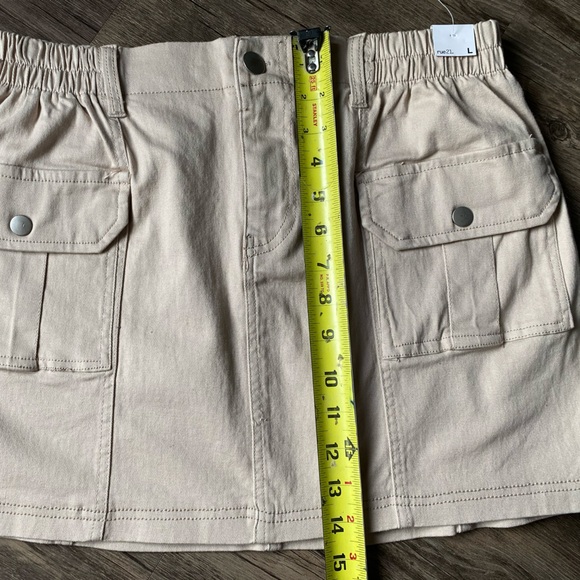 NWT Rue21 Light Tan Cargo Skirt Size L - Picture 3 of 8